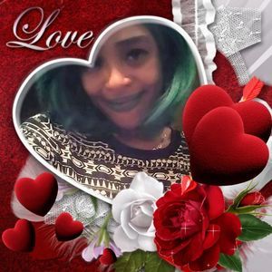 Meet your Posher, Crystal